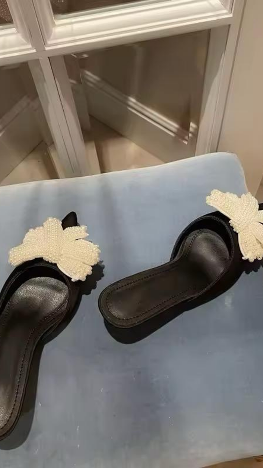 Bow Pearl Kitten Heels