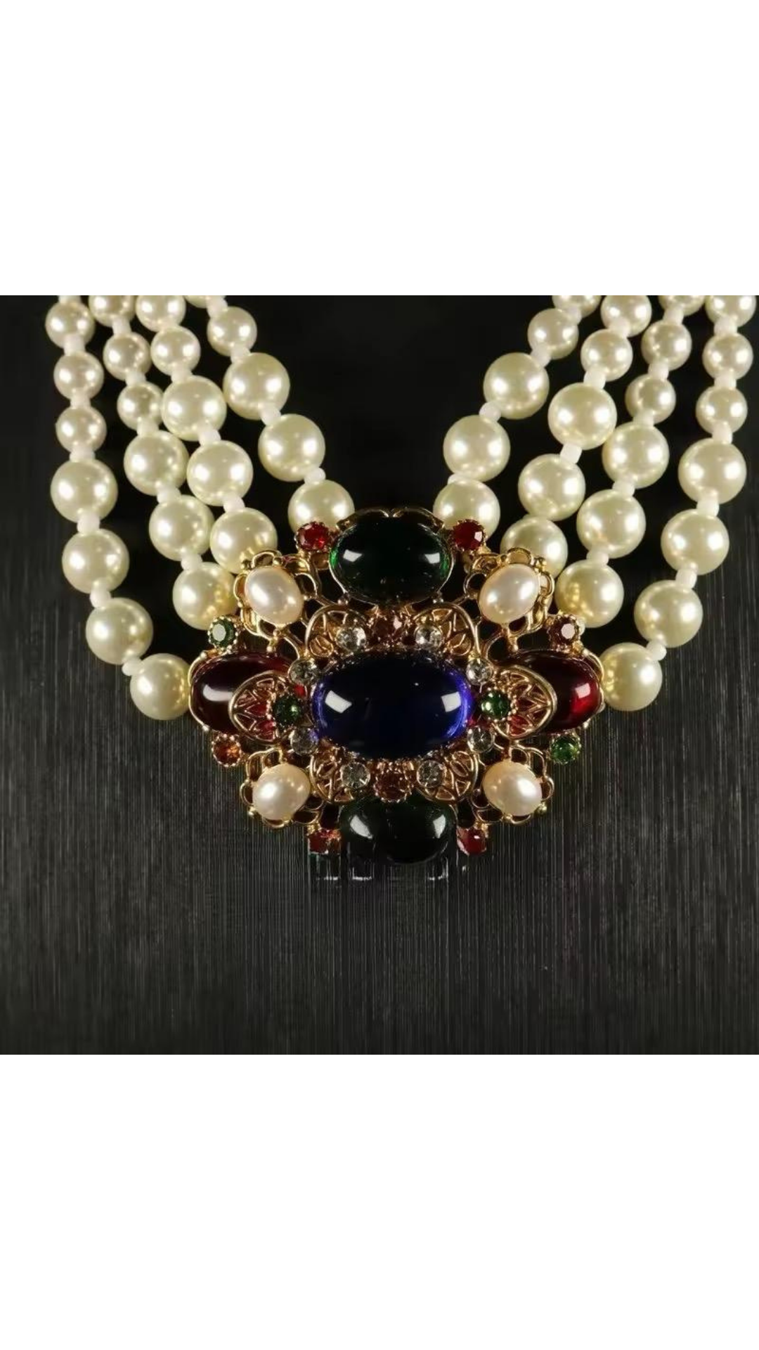 Victoria necklace