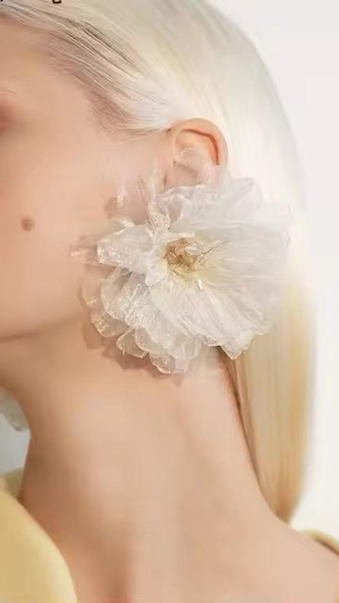 Solenne Earrings