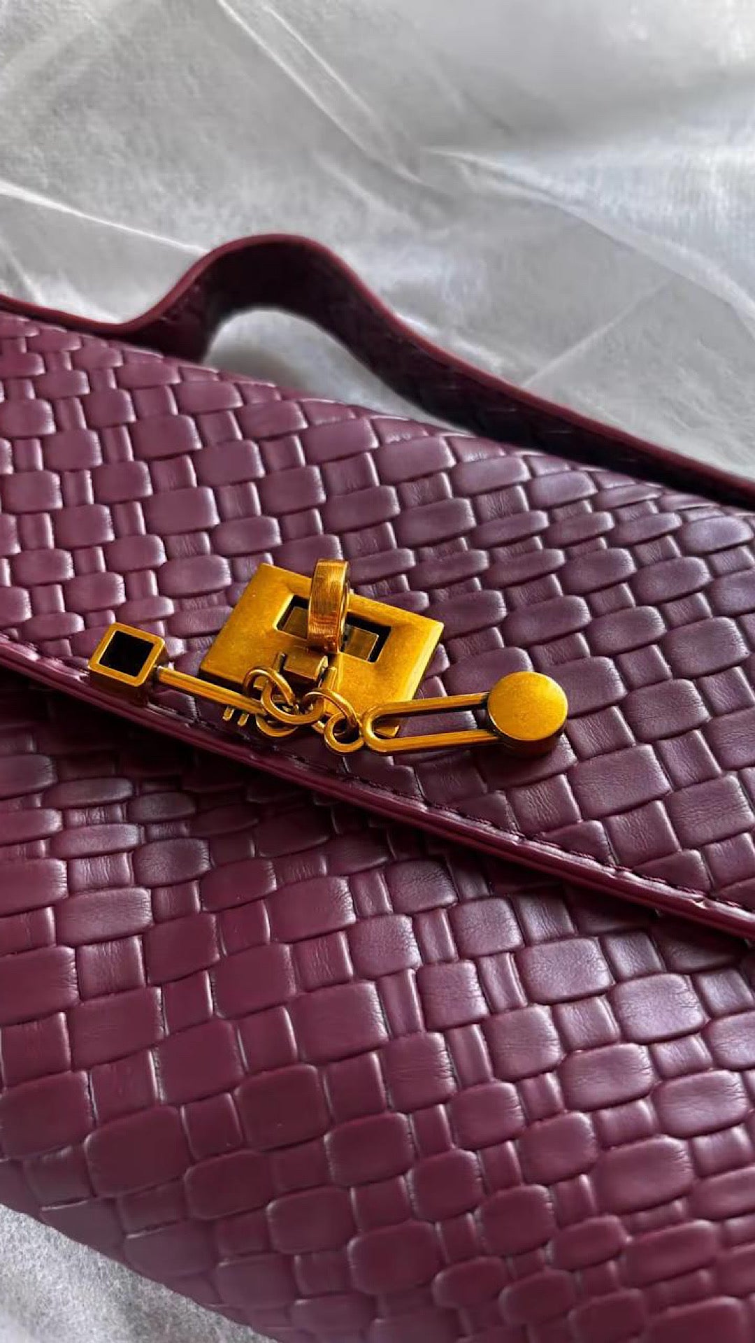 Aira Bag