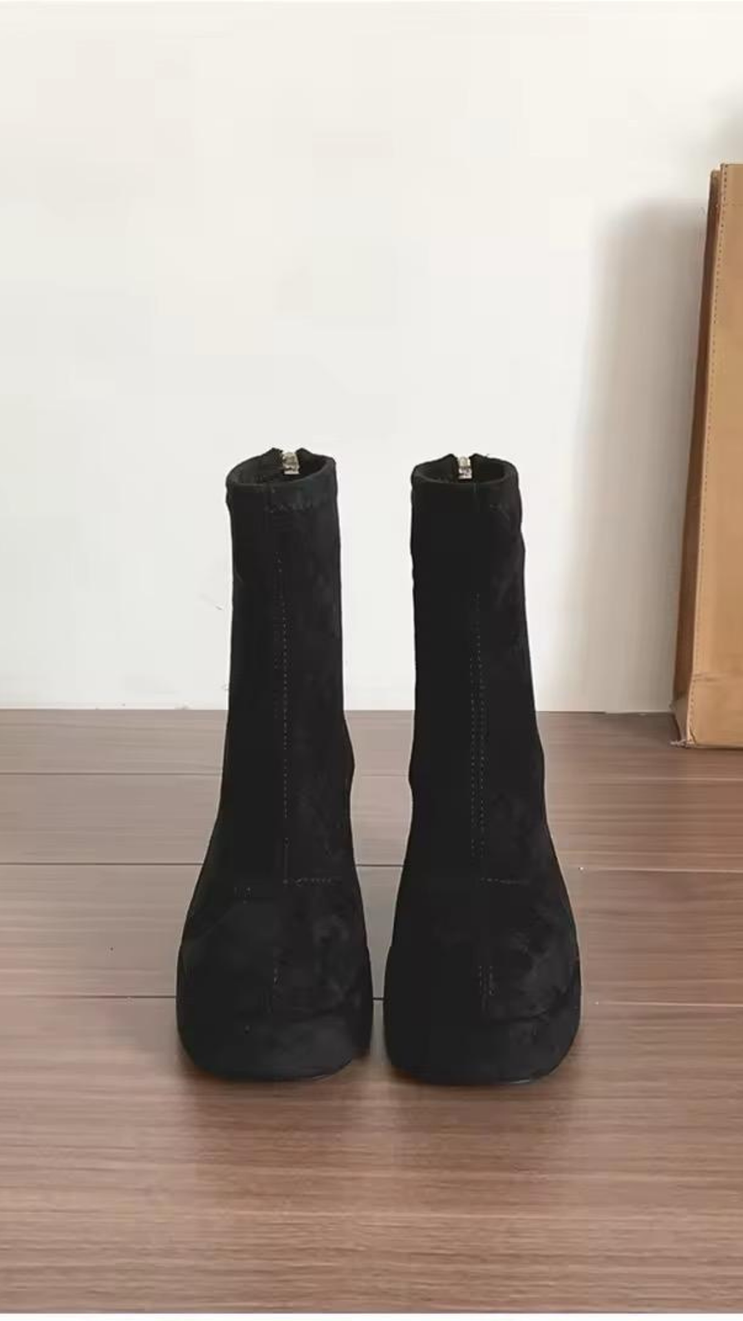 Nuvra Ankle Boots