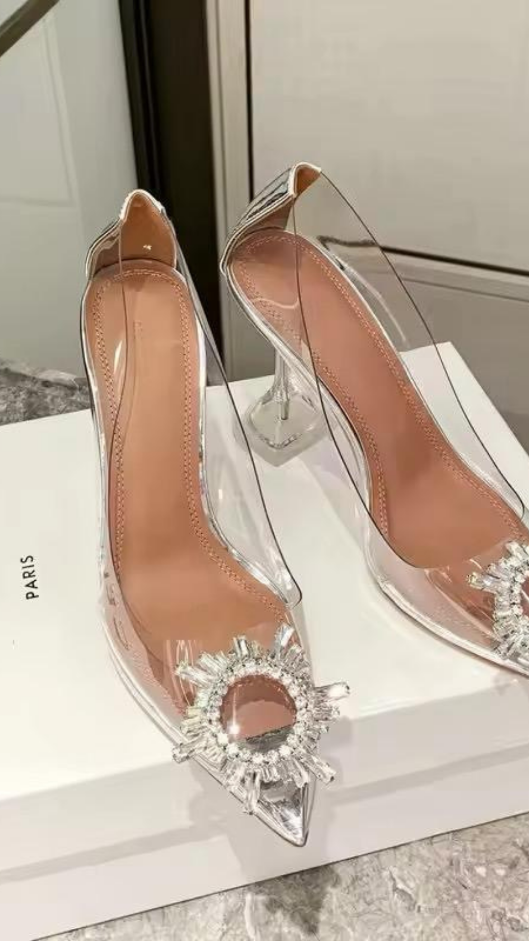 Aira Heels