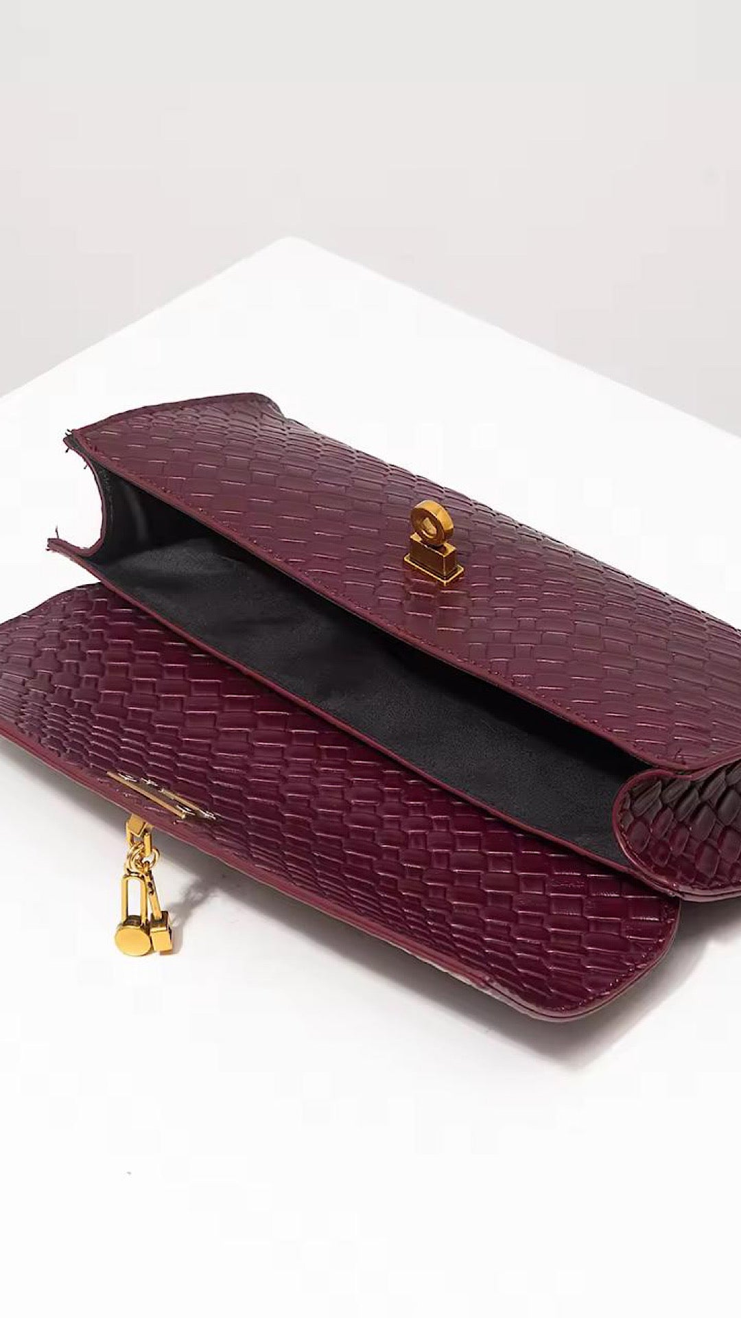 Aira Bag