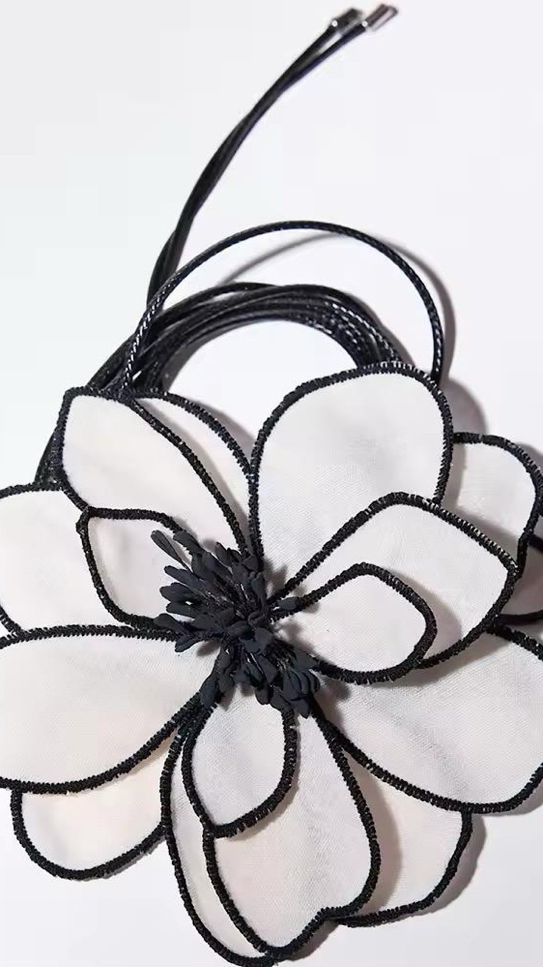 Muse Neckpiece