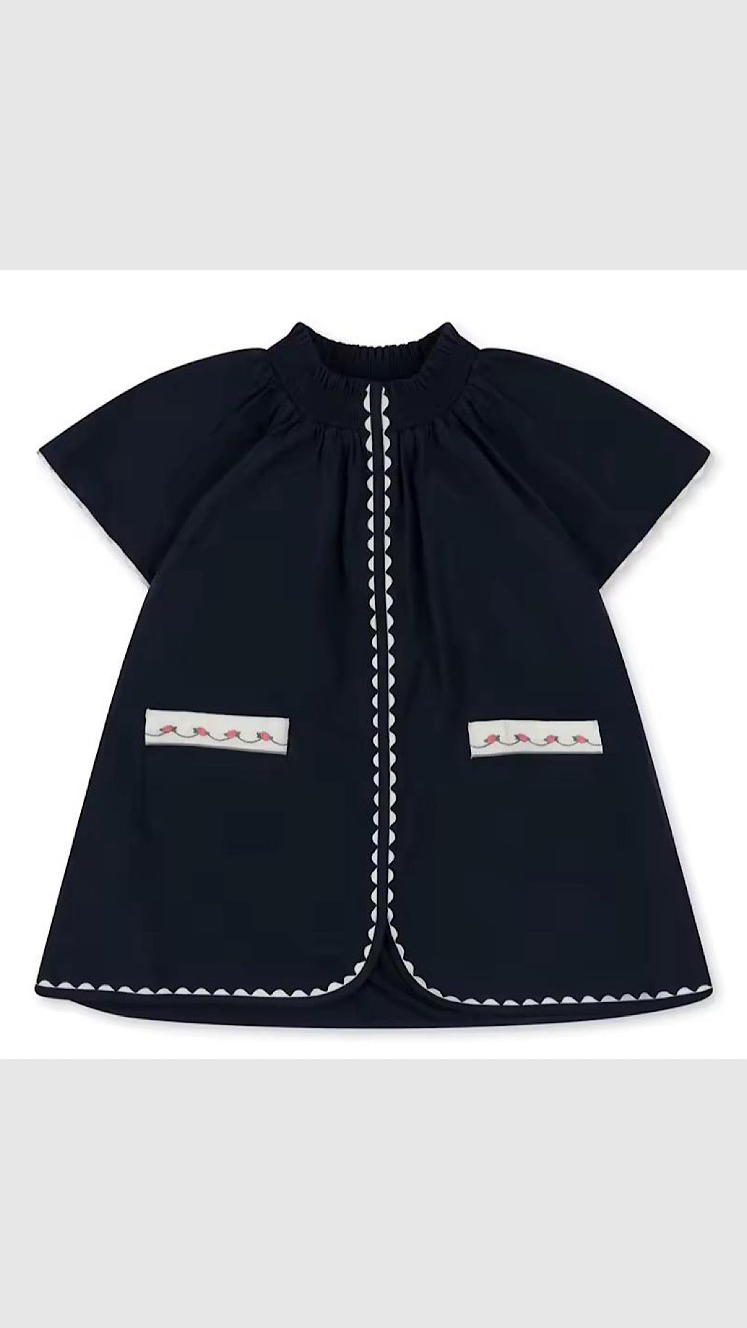 Mini Mode Ensemble Dress