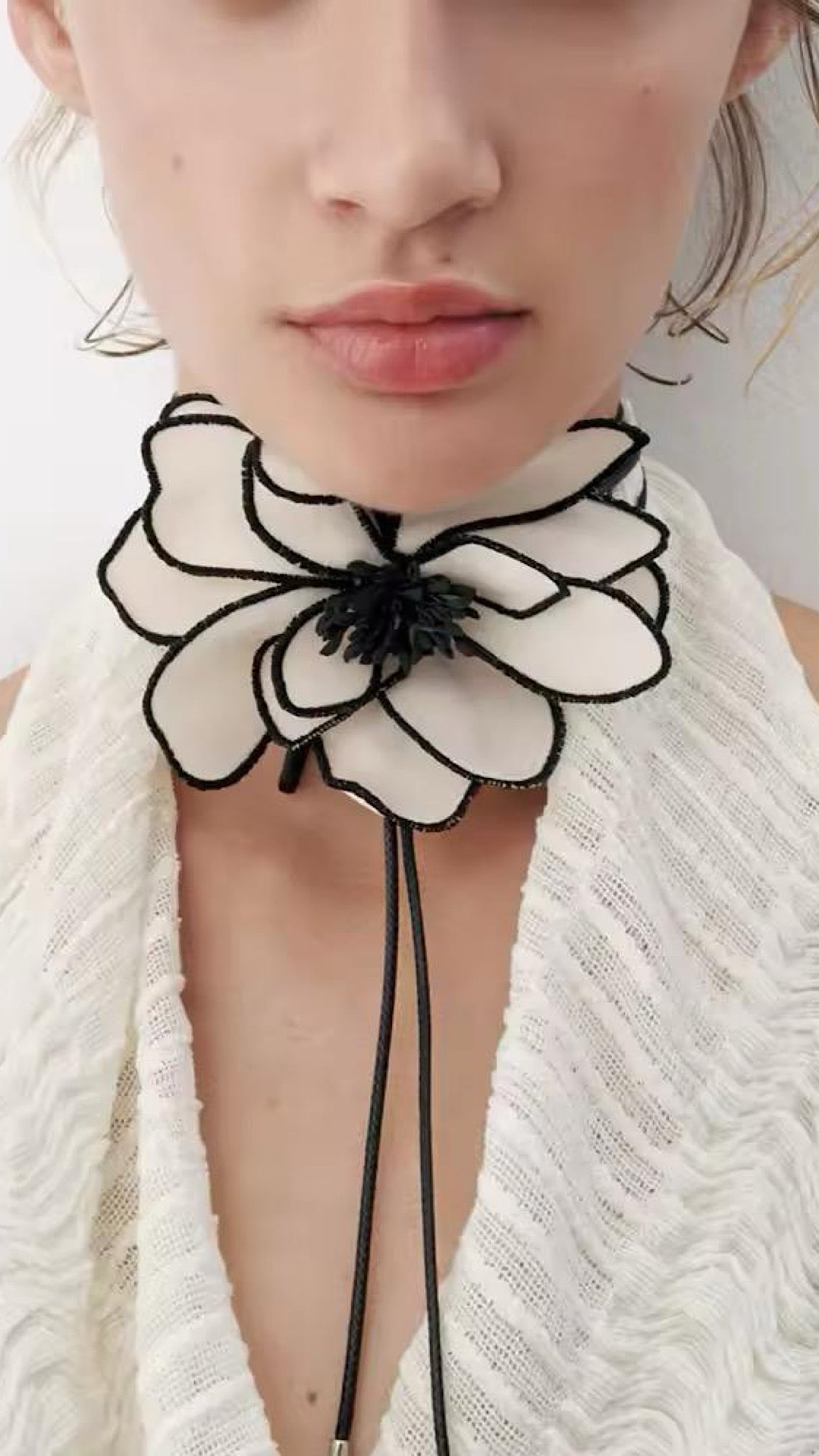 Muse Neckpiece