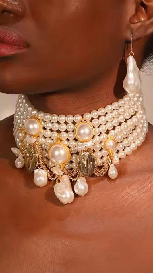 Maison Neckpiece Set