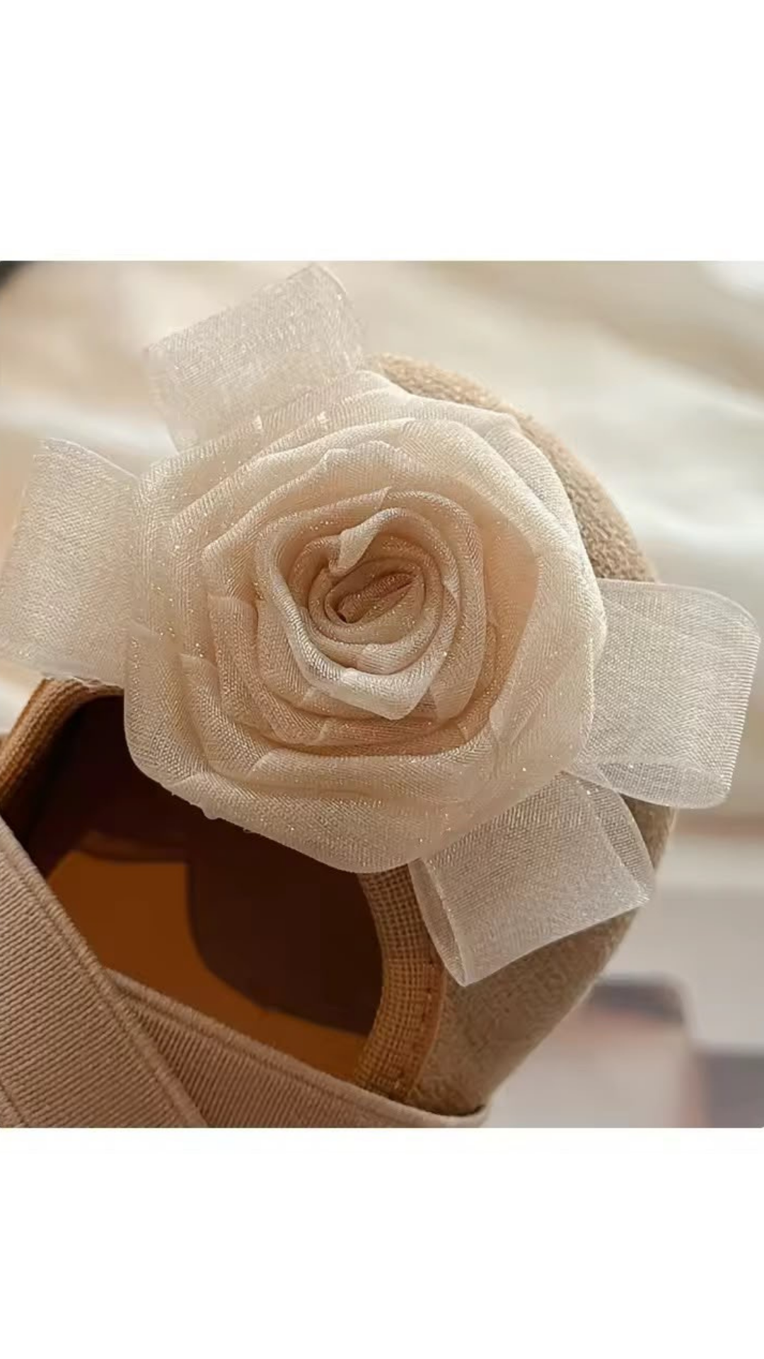 Flower applique ballerinas