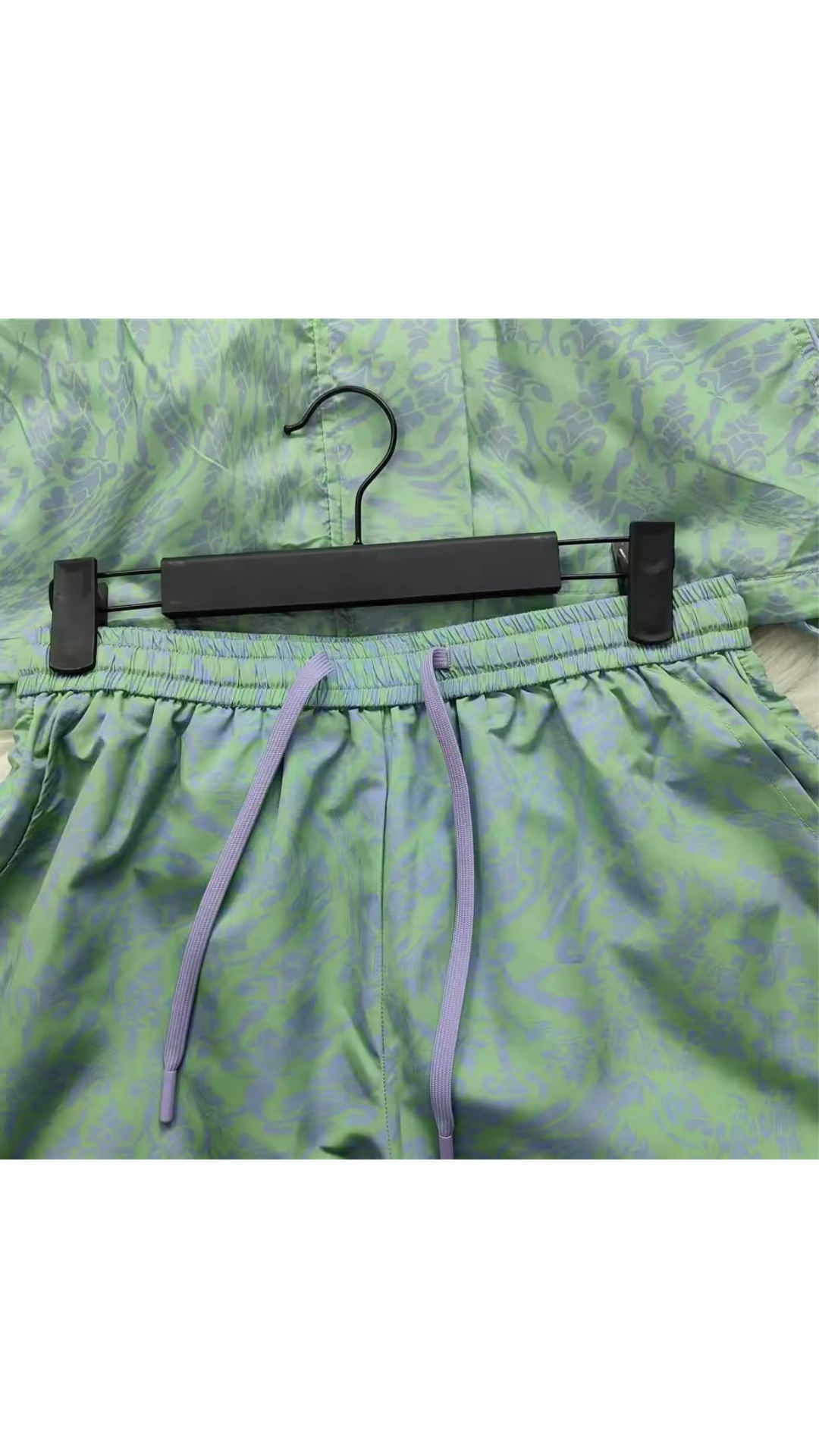 Shaded jacket and shorts set