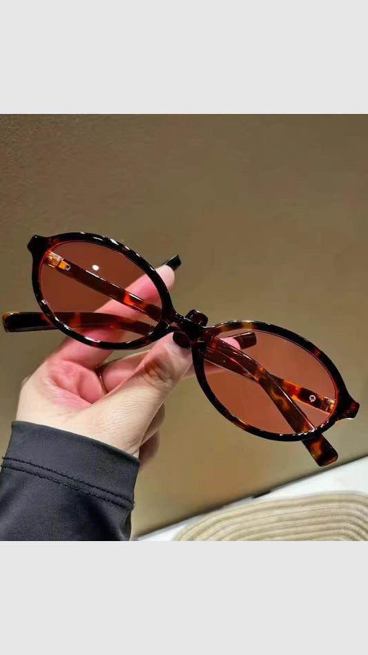 Viral Oval Sunglasses