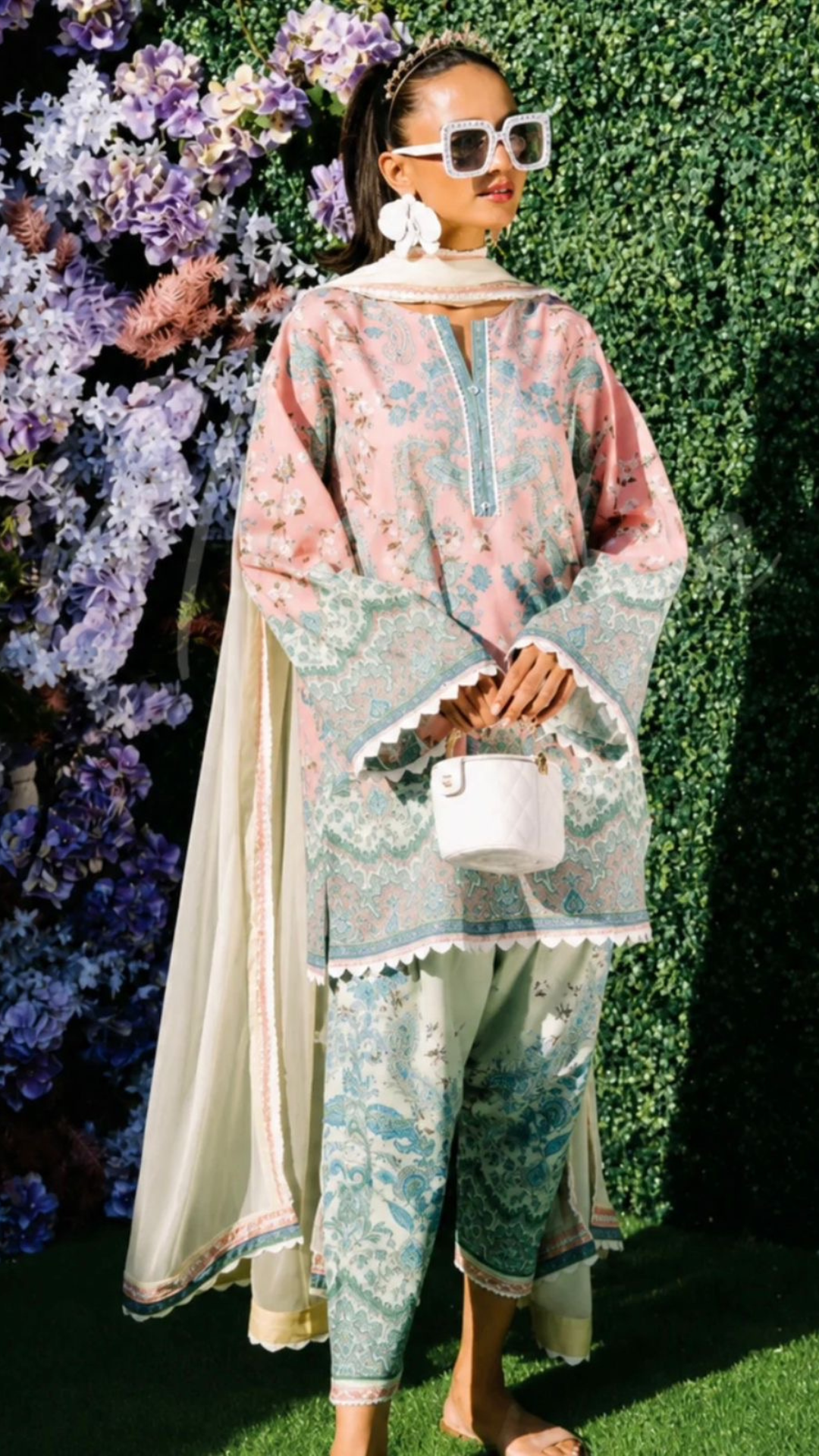 Husn Kurta Set