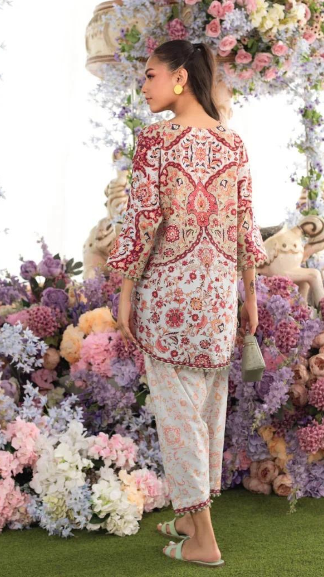 Blooming Kurta & Pant Set