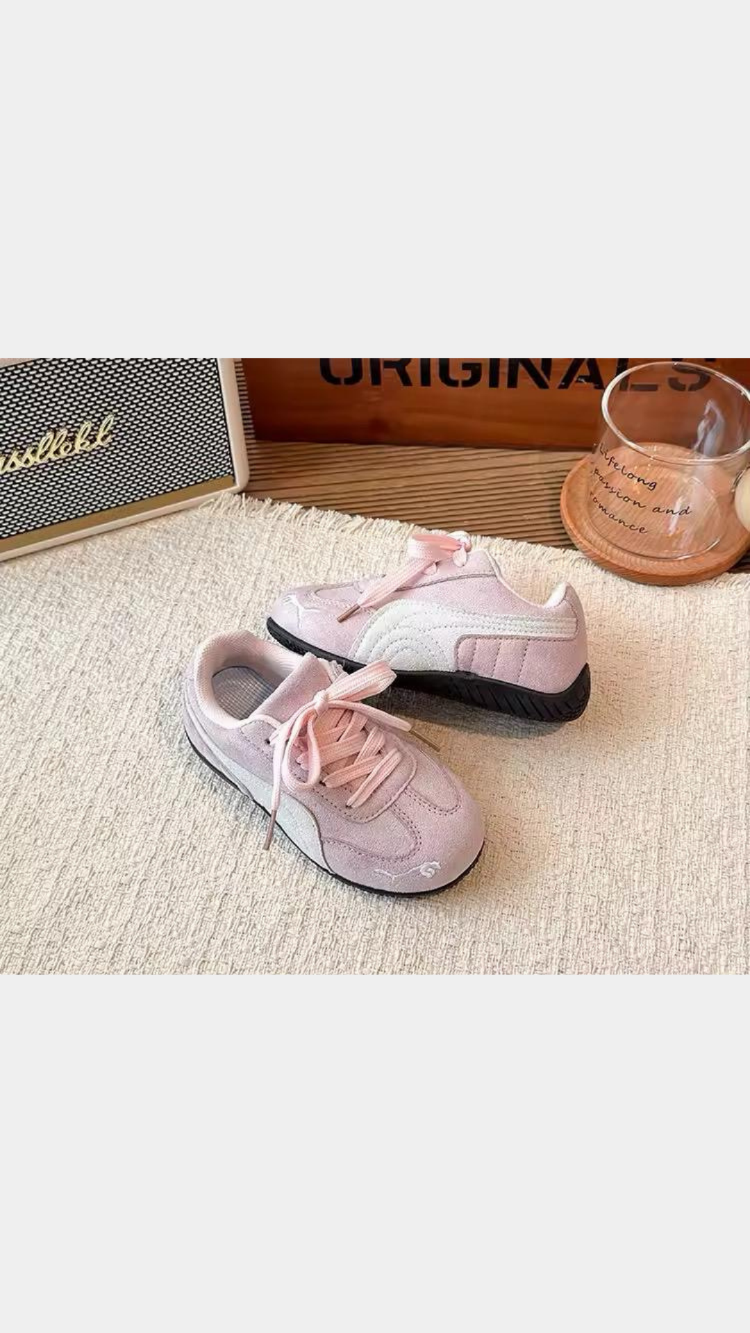 Unisex kids sneakers