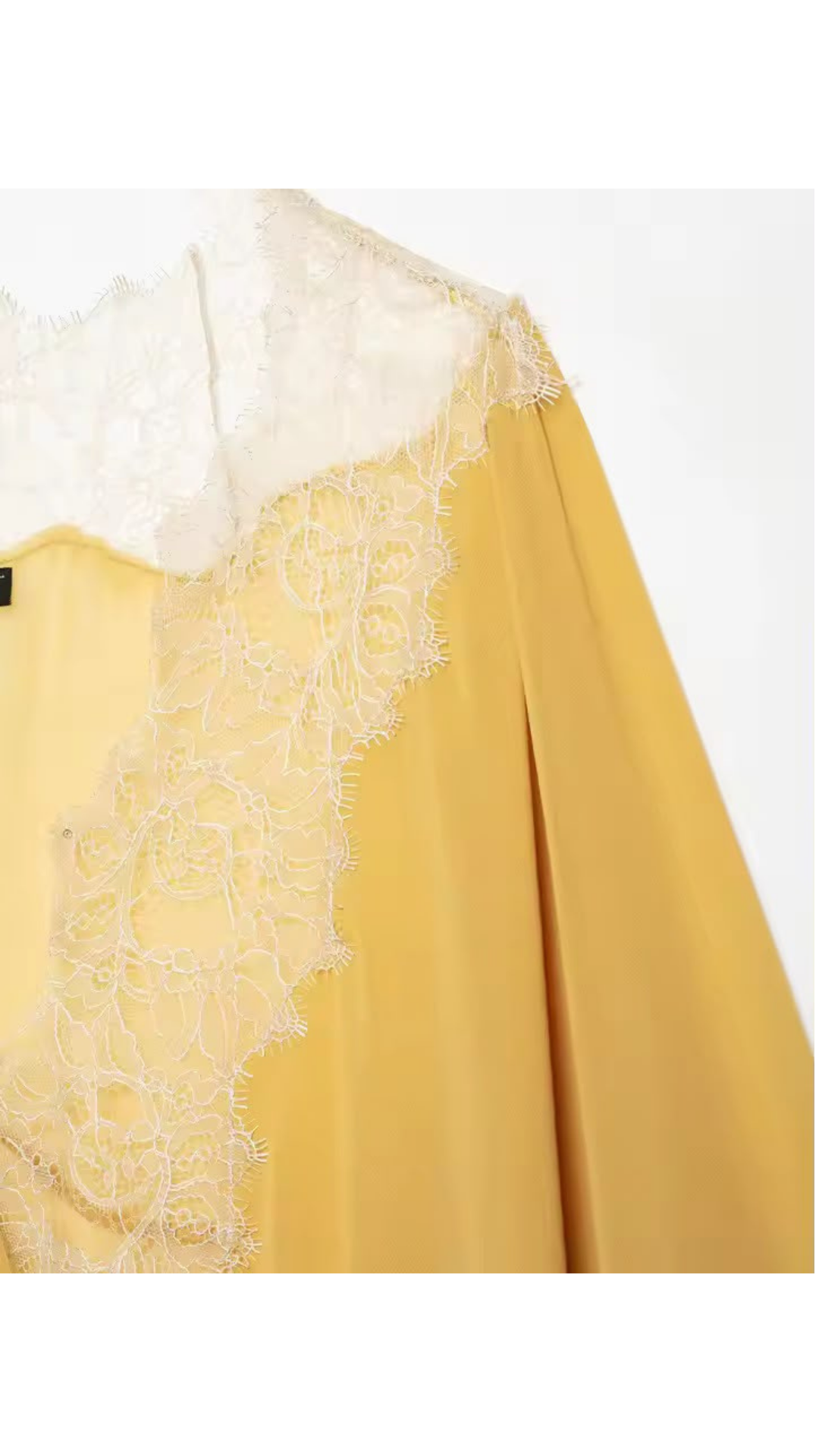 Lace loose top