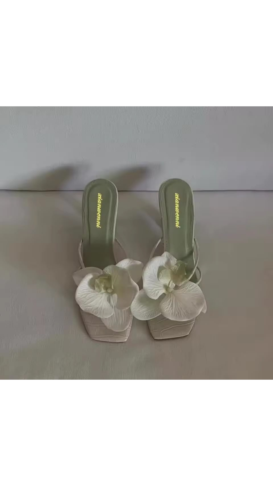 Applique flower heels