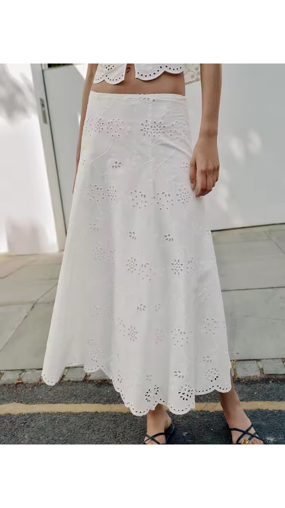 Hollow design top and skirt