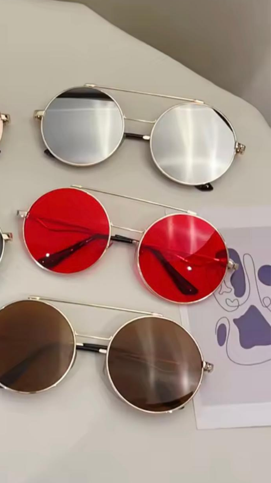 Oversized round sunglasses