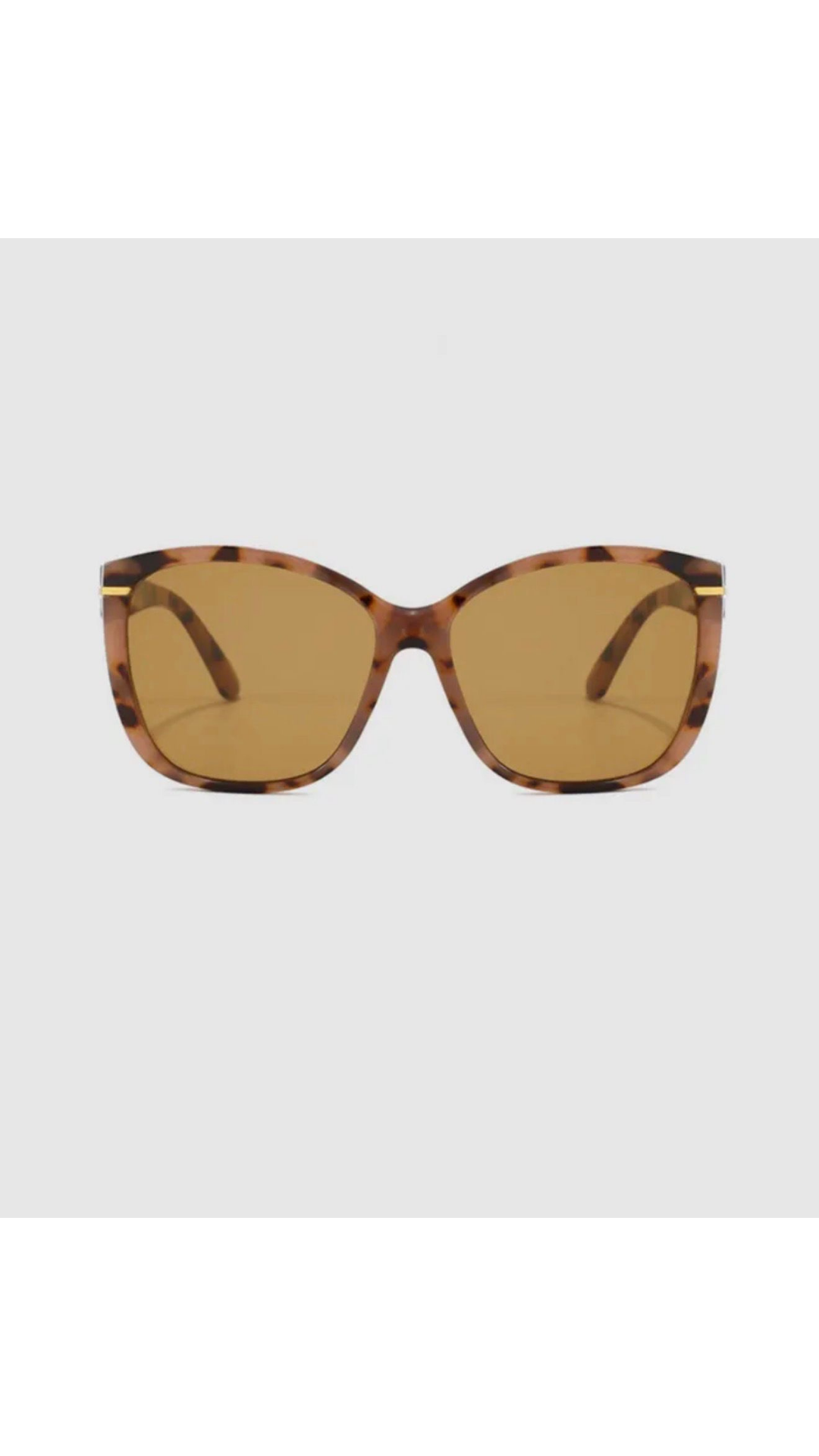 Oversized leopard sunglasses