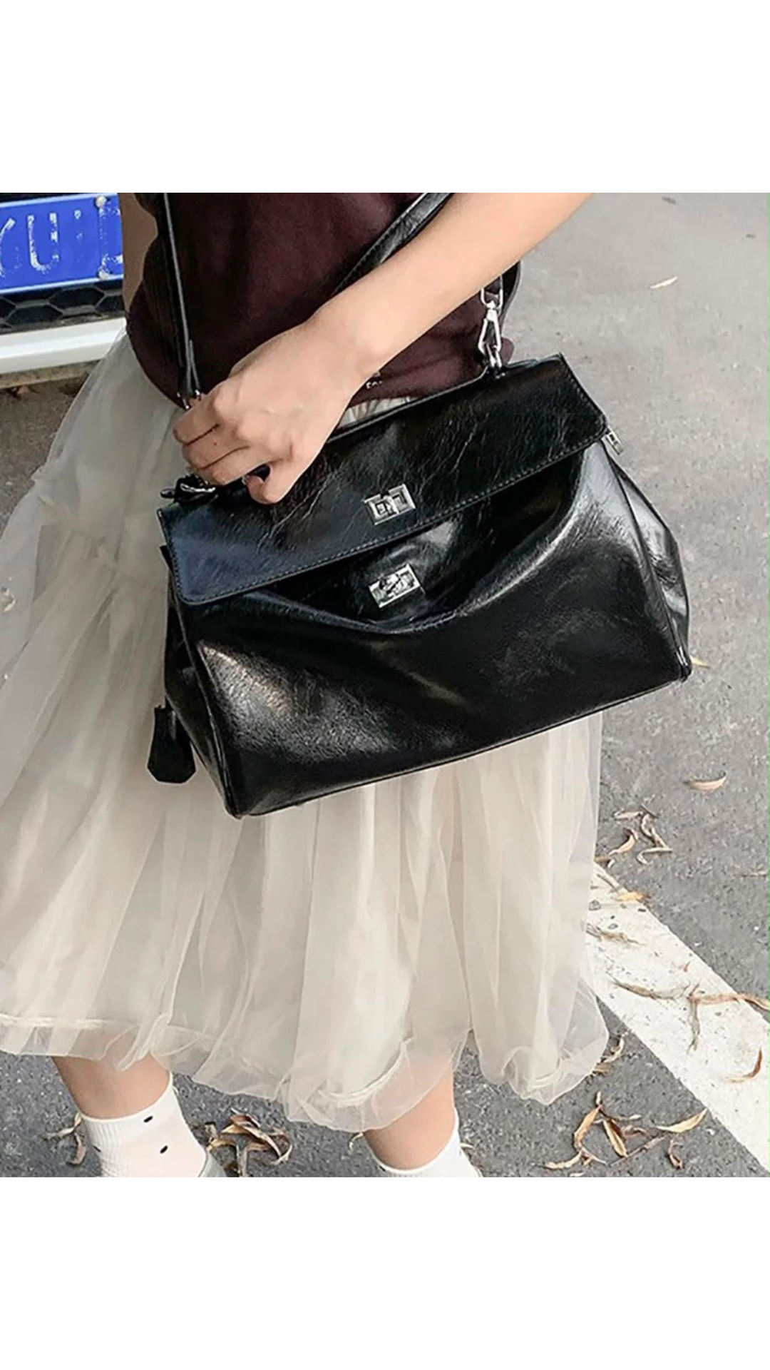 Aura shoulder bag