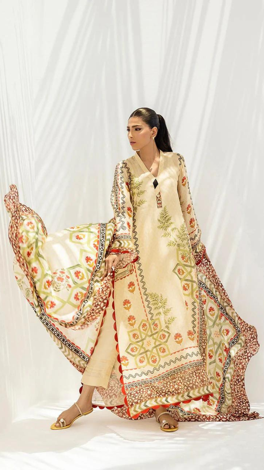 Lisa Printed Kurta & Pant Set