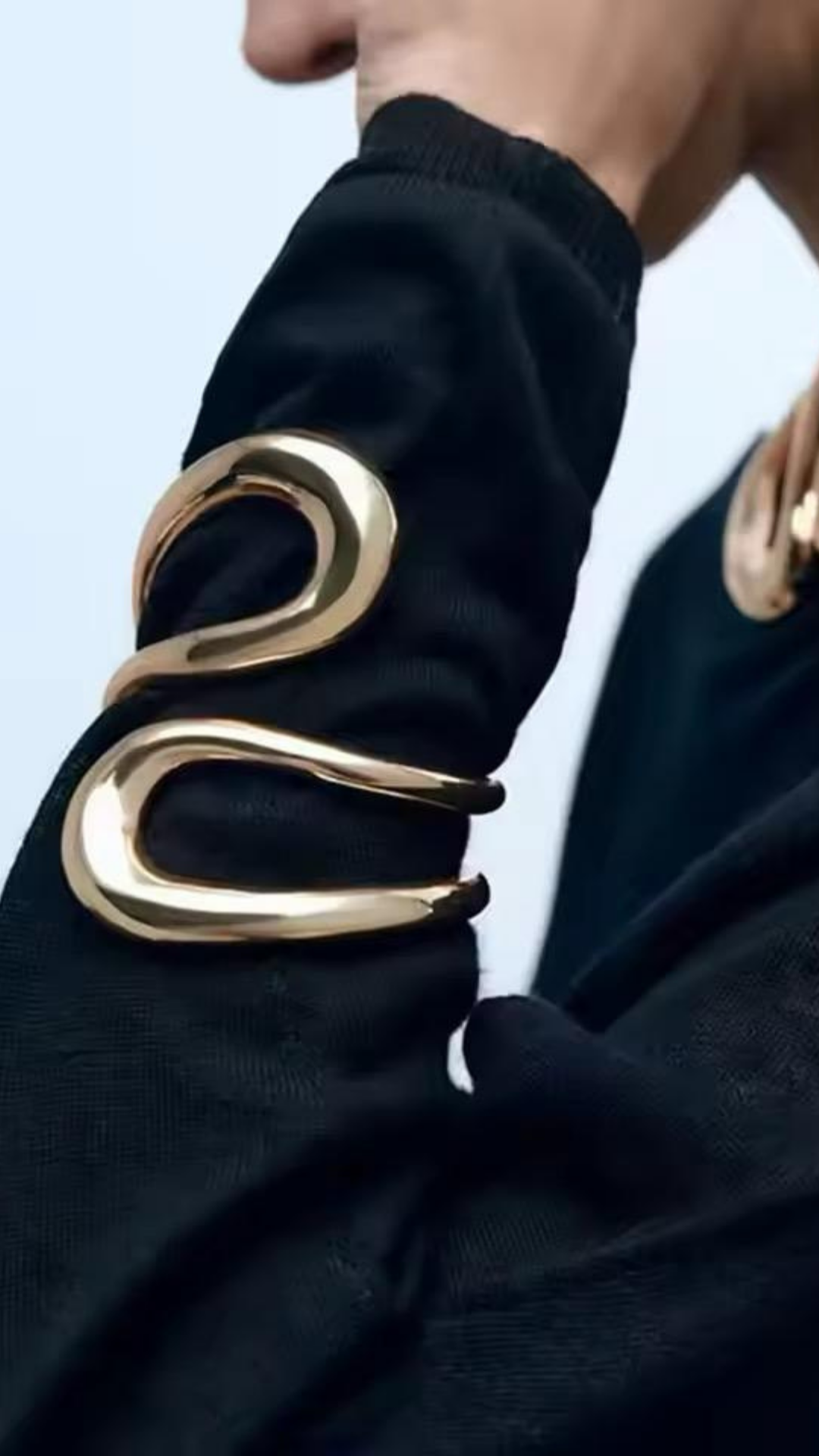 Ora Cuff
