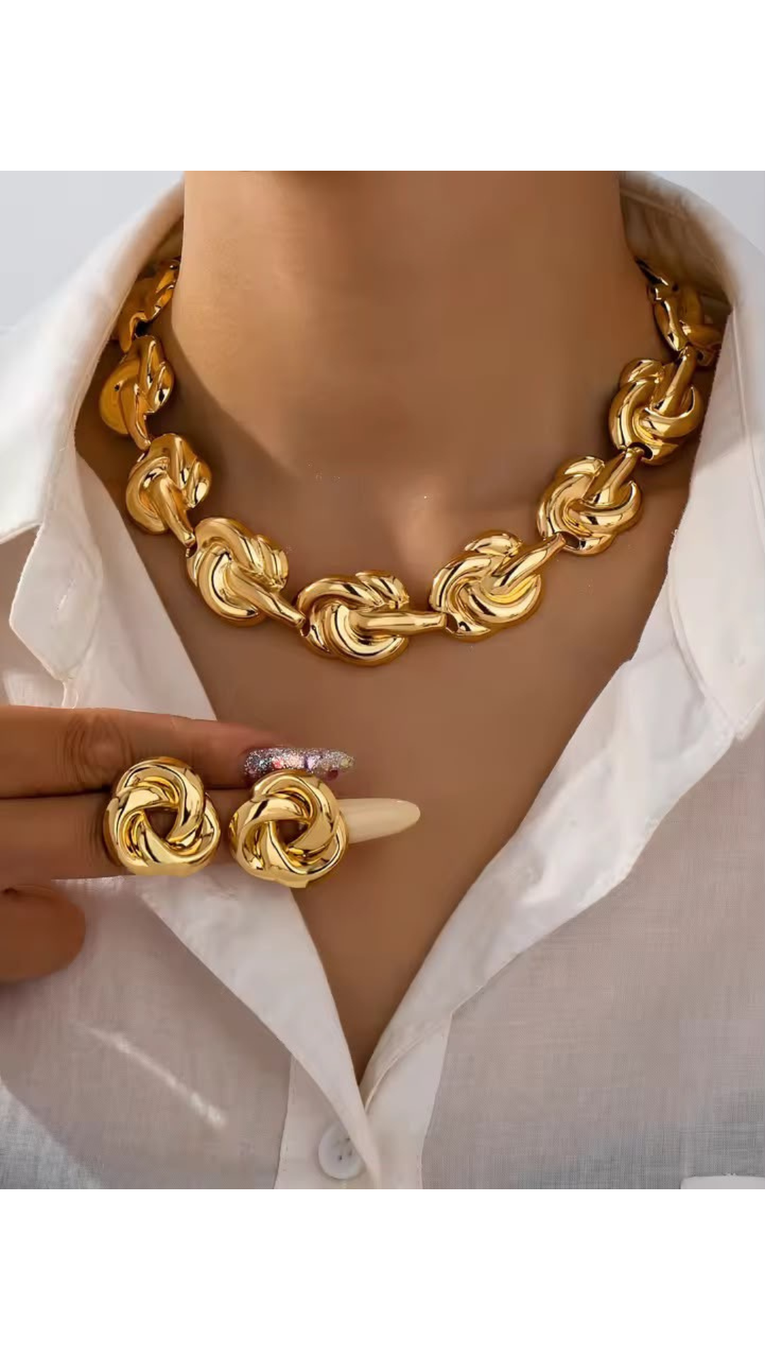 Niara earrings and neck piece set