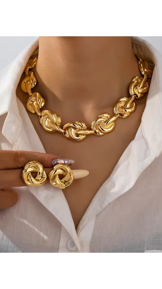 Niara earrings and neck piece set