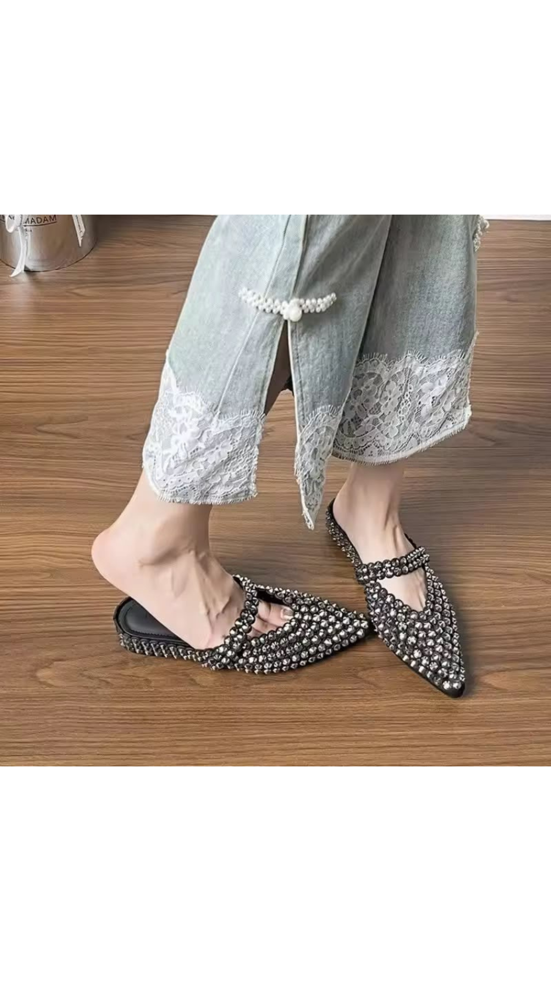 Pointed flats