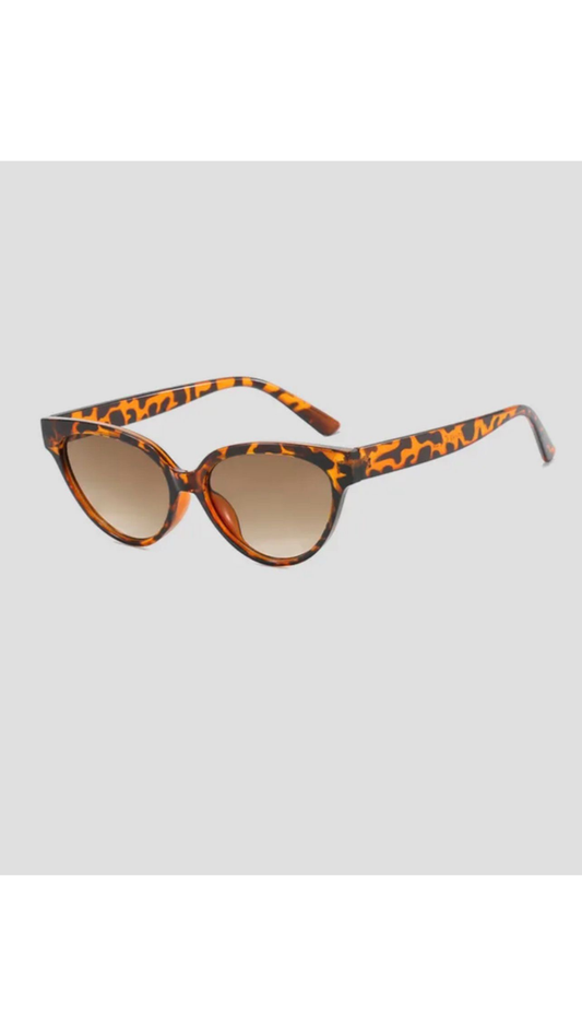 Leopard cat eye sunglasses