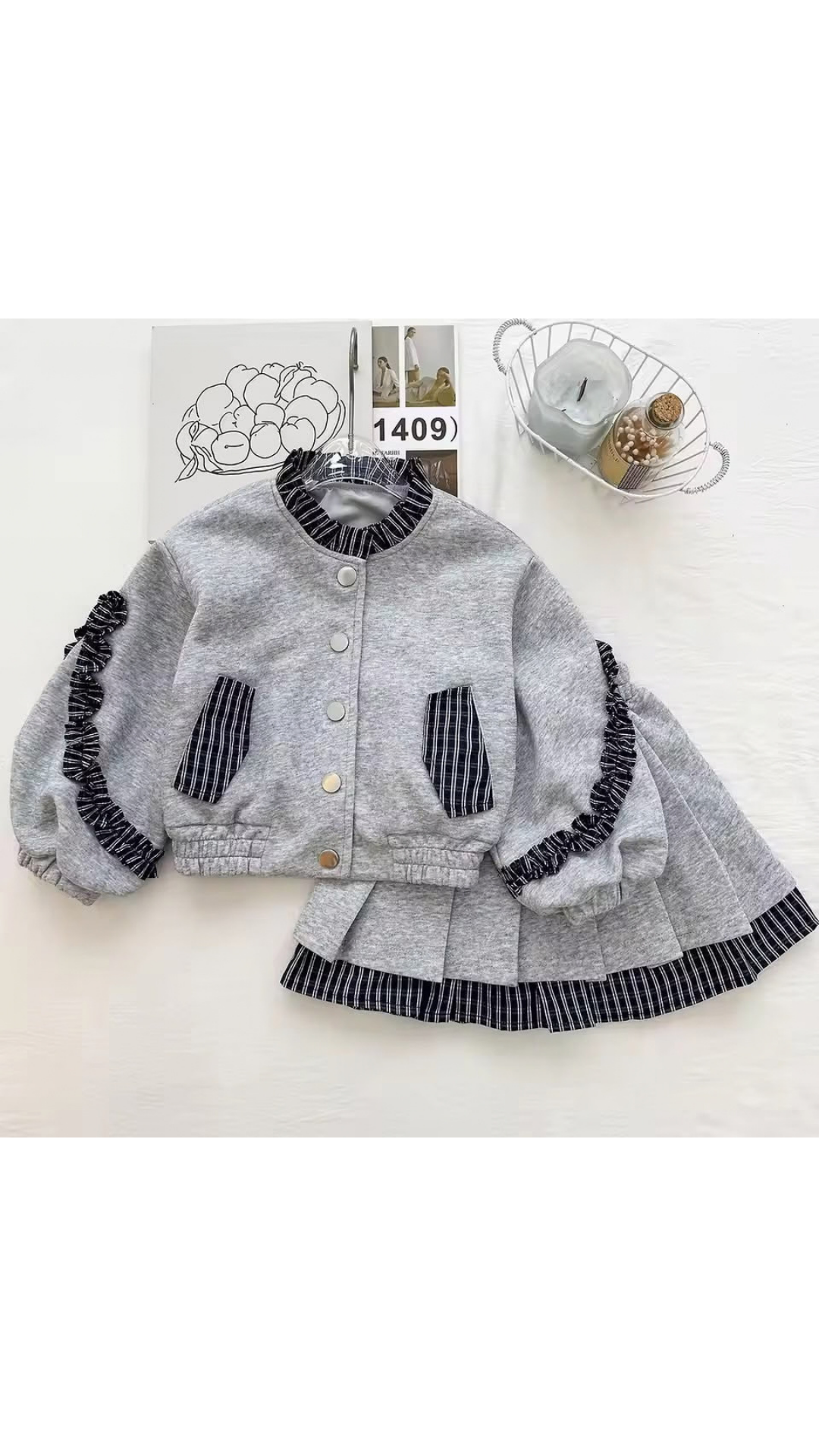 Frilled sweatshirt and skirt set