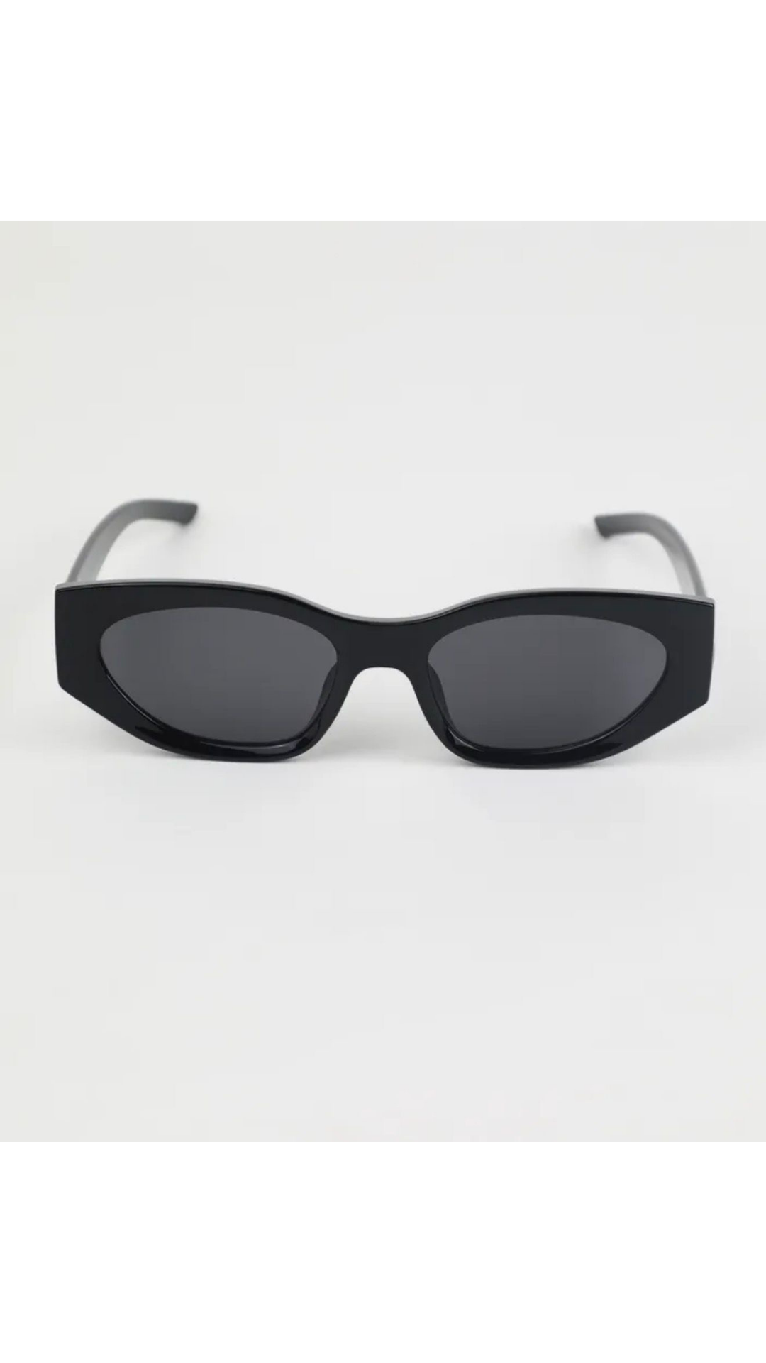 Star cat eye sunglasses