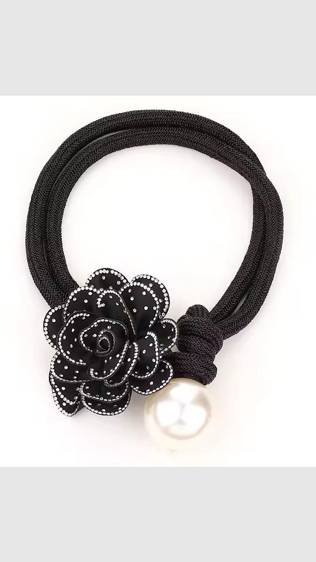 Wildflora Neckpiece