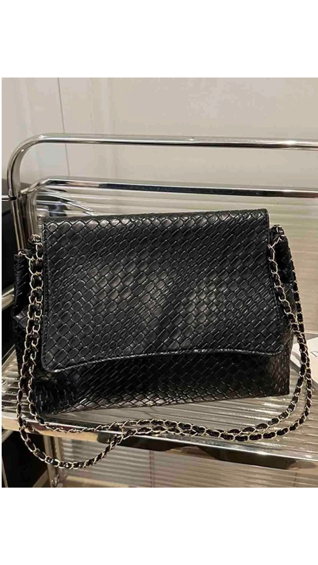 Flap quilted bag