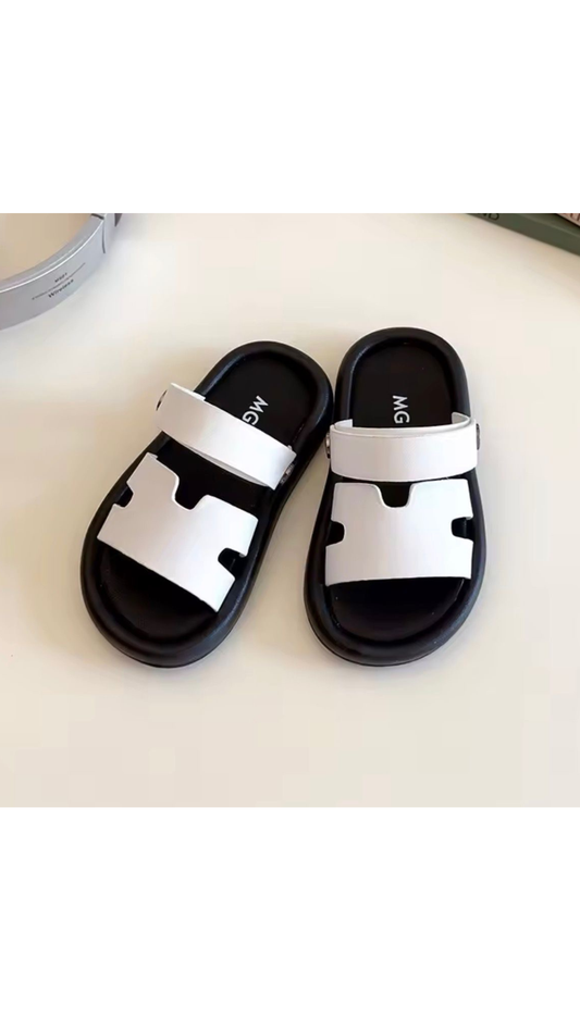 Summer Kids Flat
