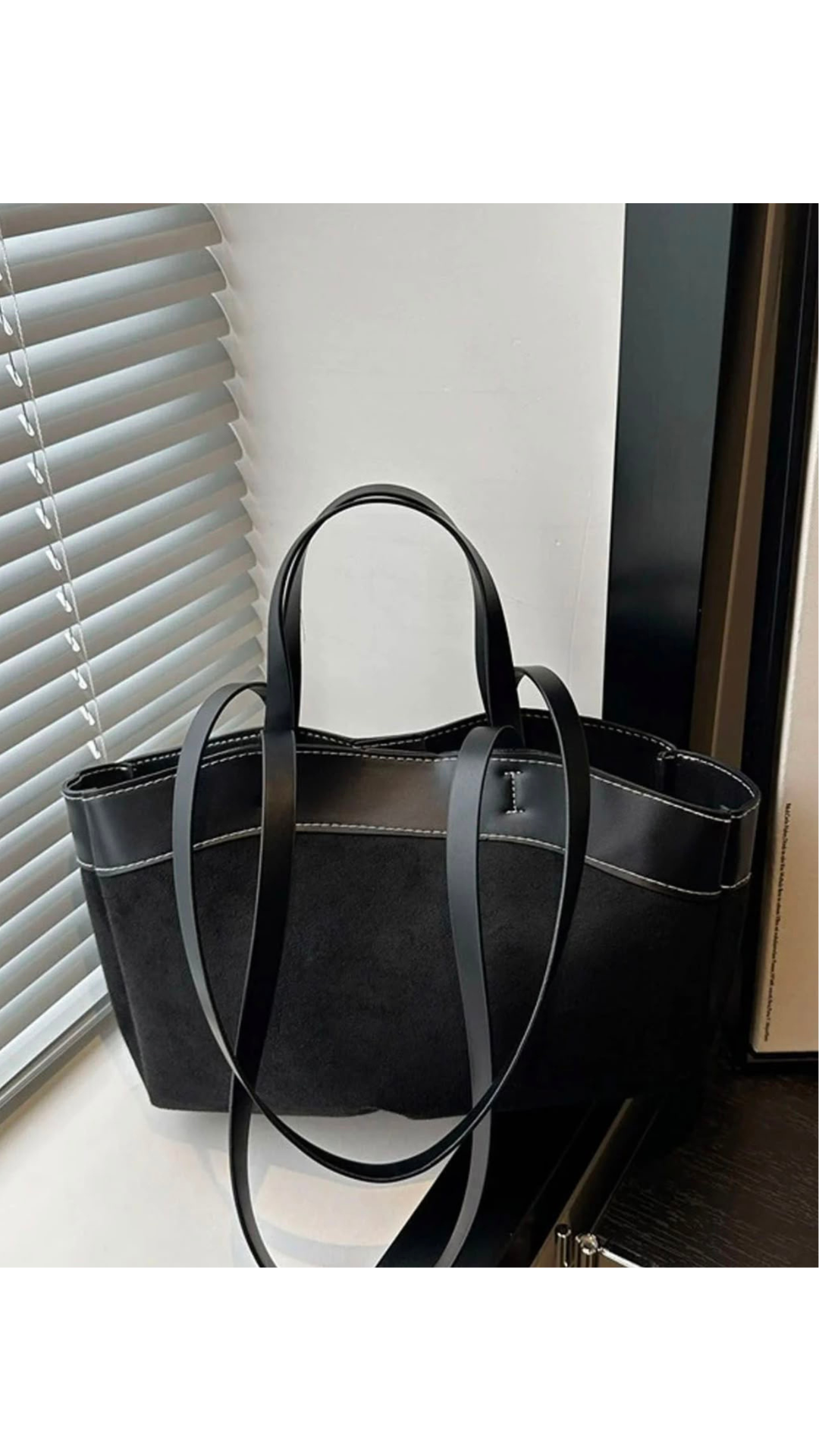 Leather pattern hand bag