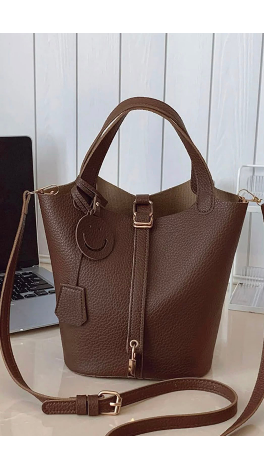 Bucket bag