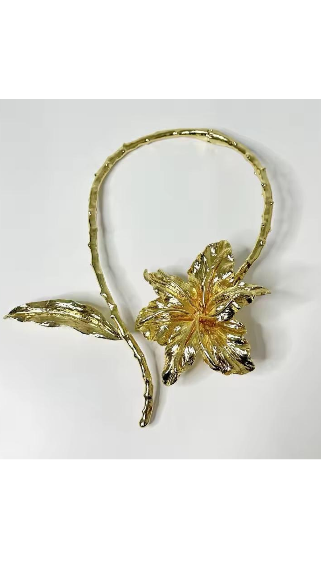 Amara Luxe Neckpiece
