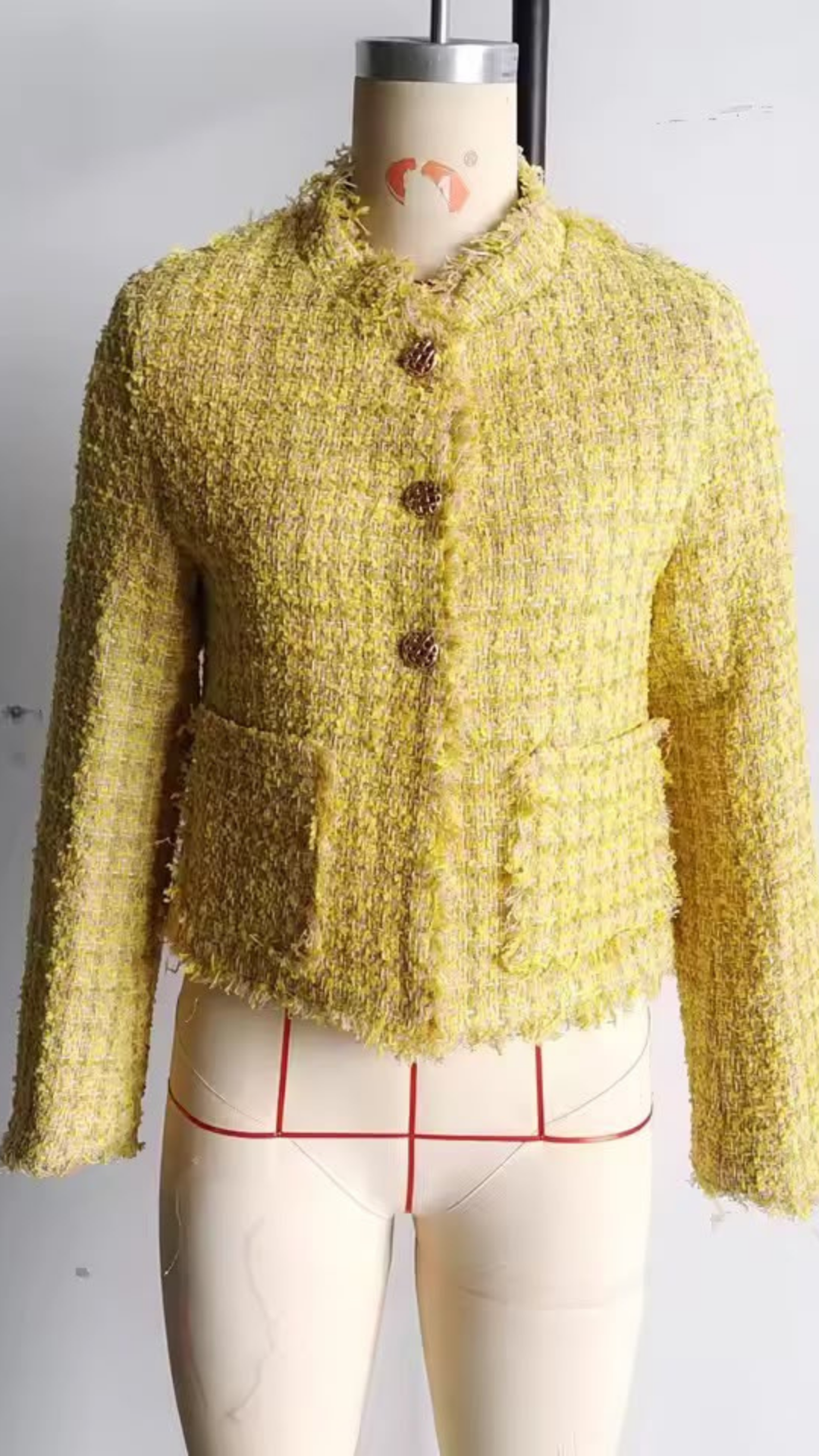 Boxy tweed blazer