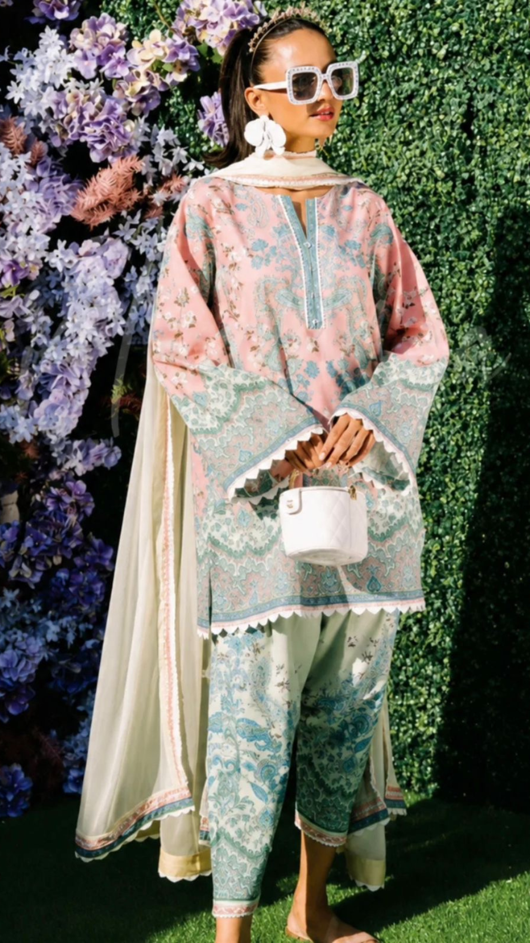 Husn Kurta Set