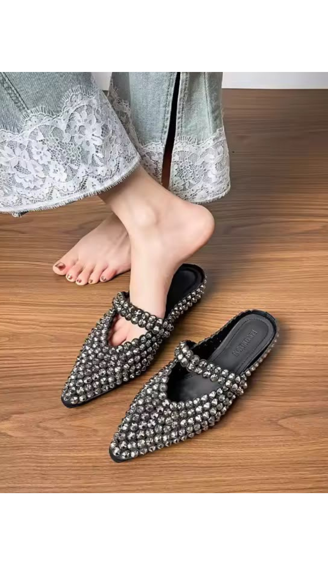 Pointed flats