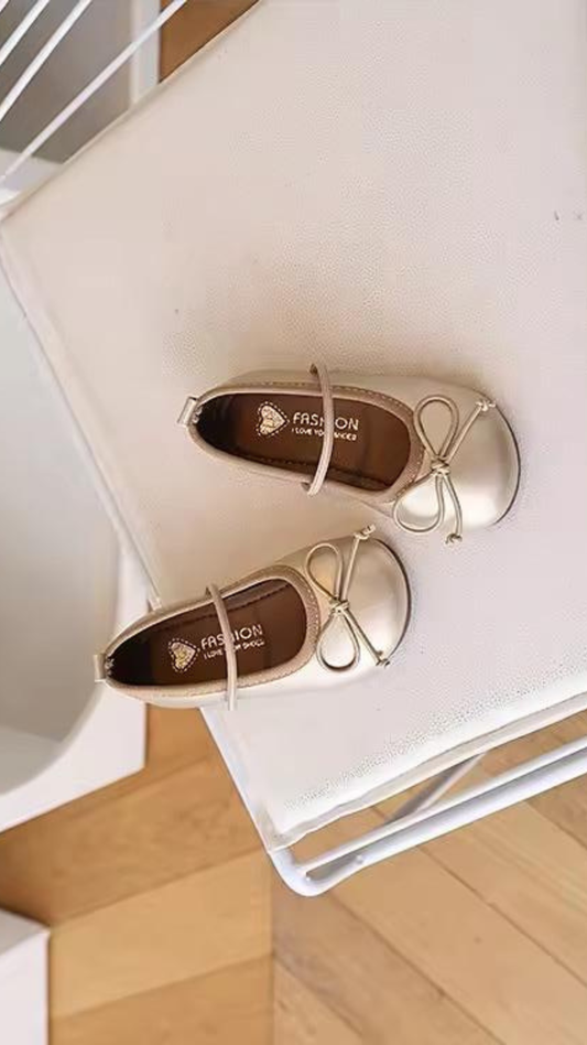 Liza Bow Flats