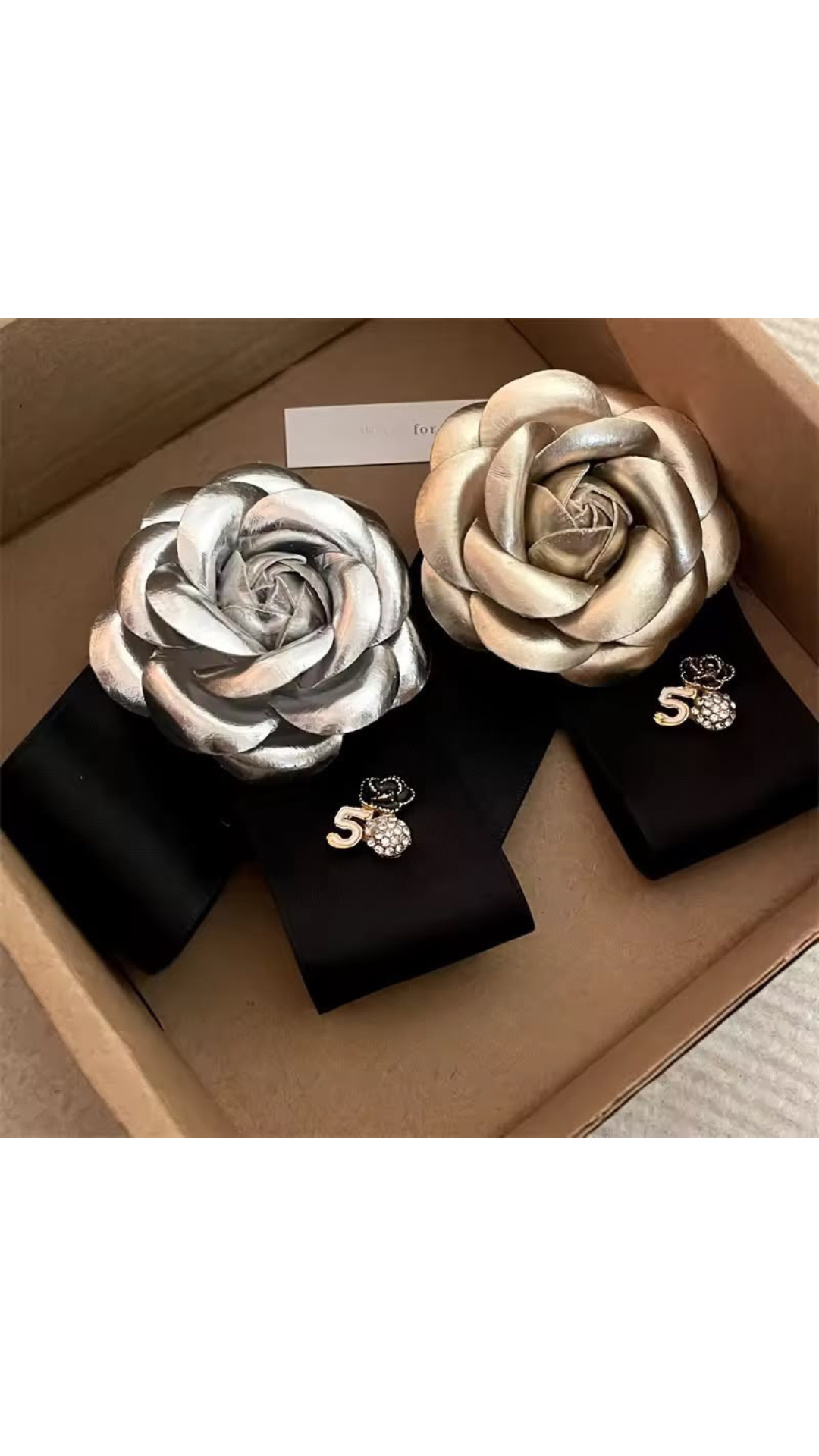 Luxe flora brooch