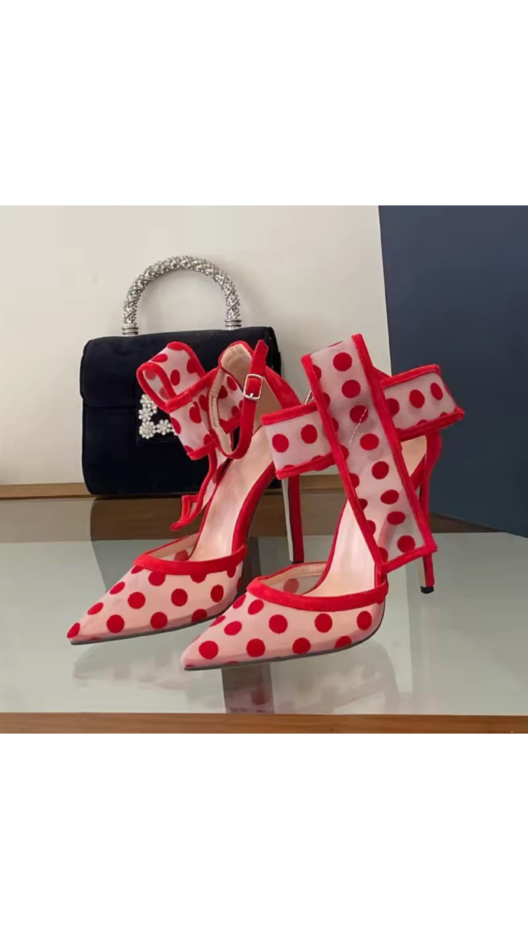 Polka dot bow heels
