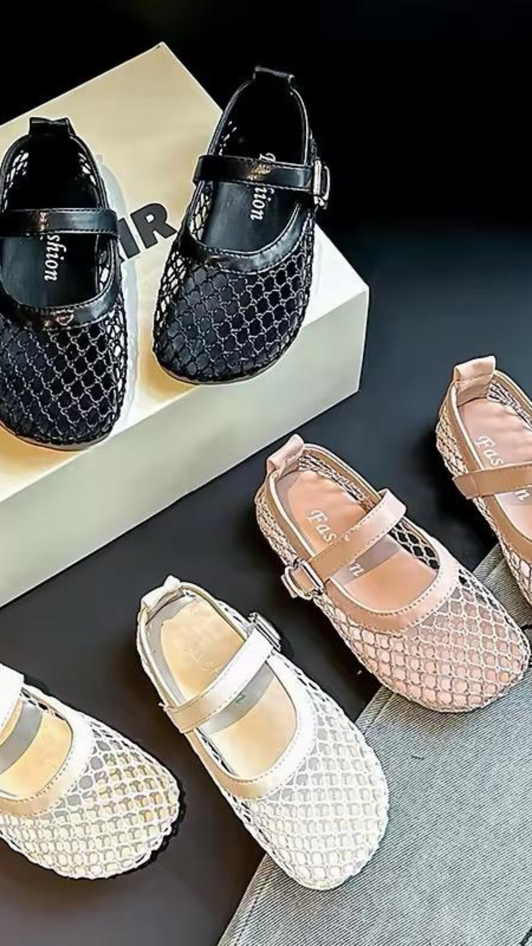 Tiny tiara flats