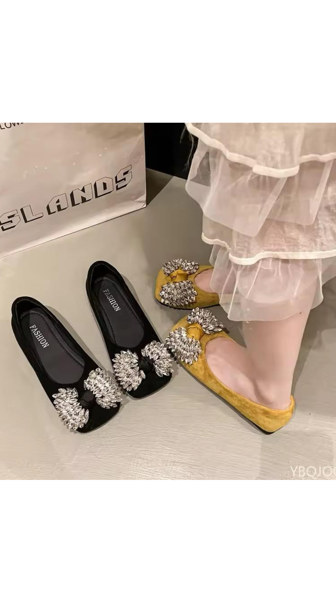 Embellished bow ballerinas