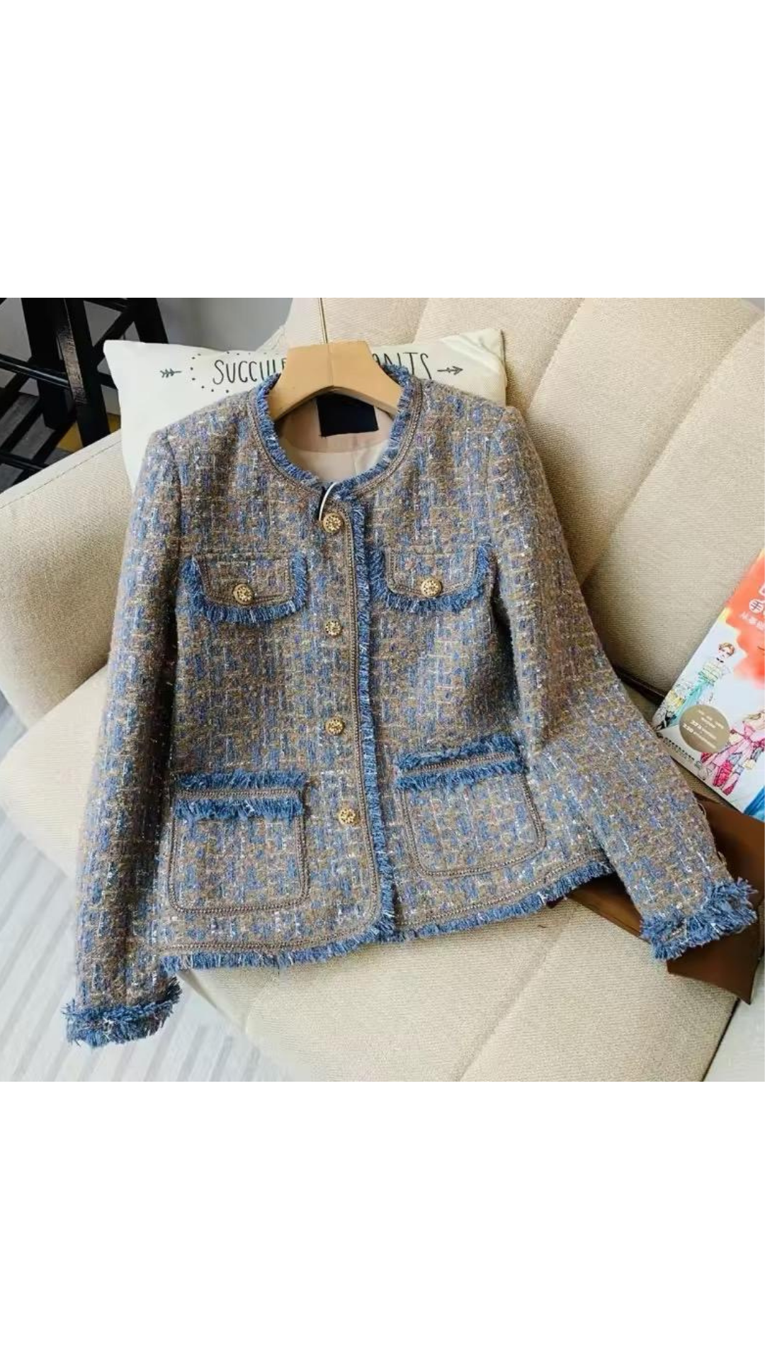 Emily tweed blazer