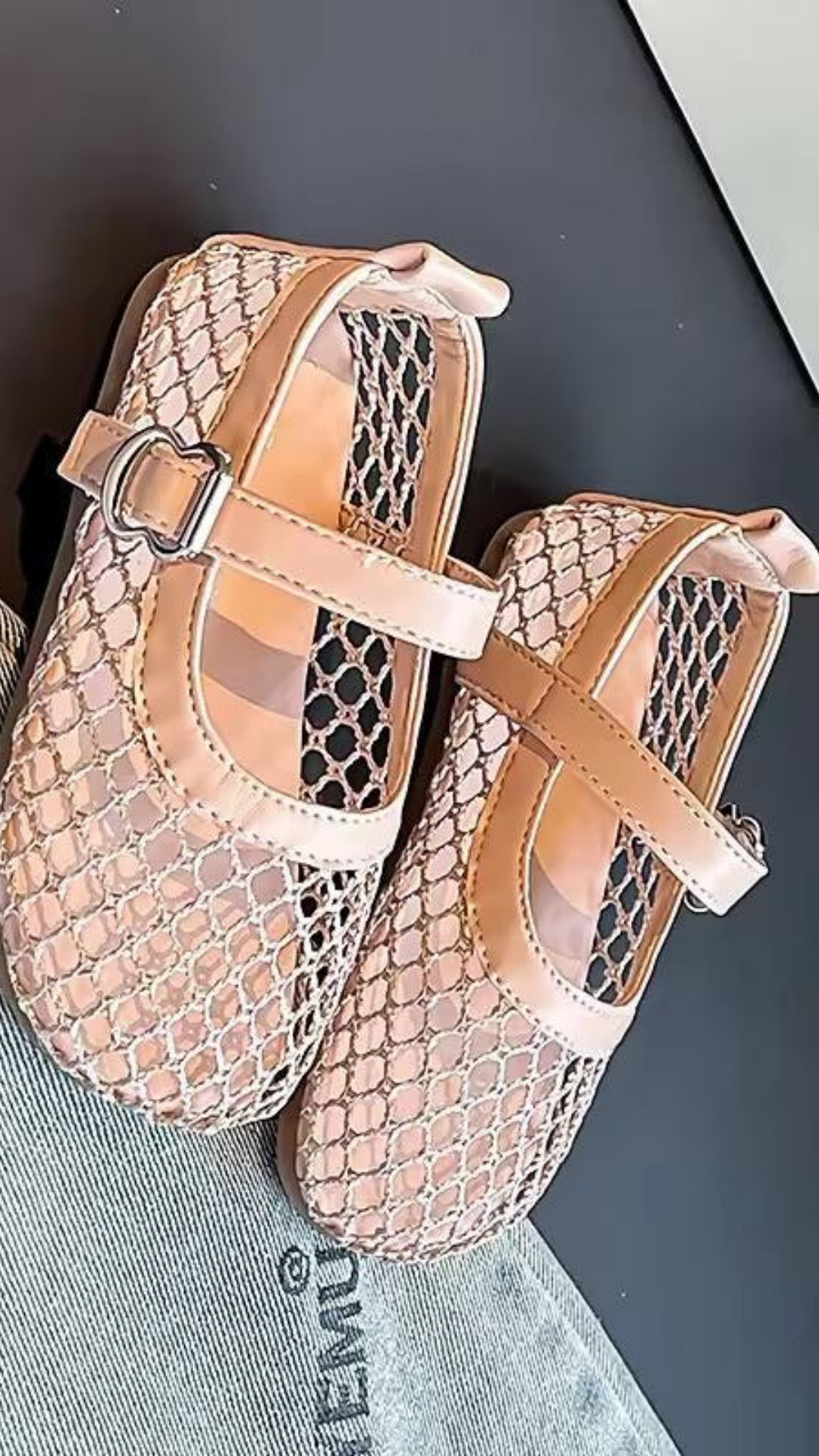 Tiny tiara flats