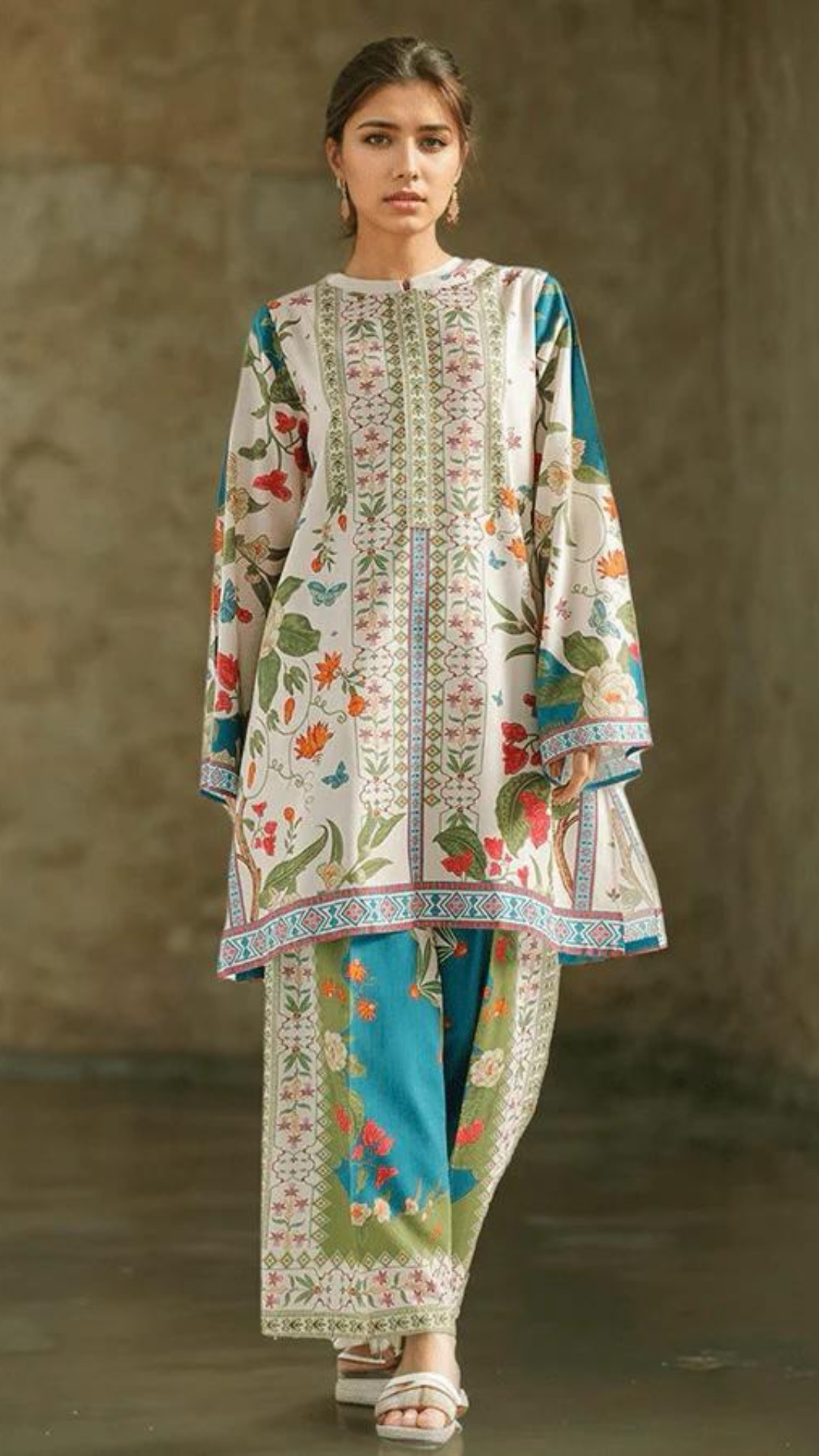 Floeraa Kurta & Pant Set