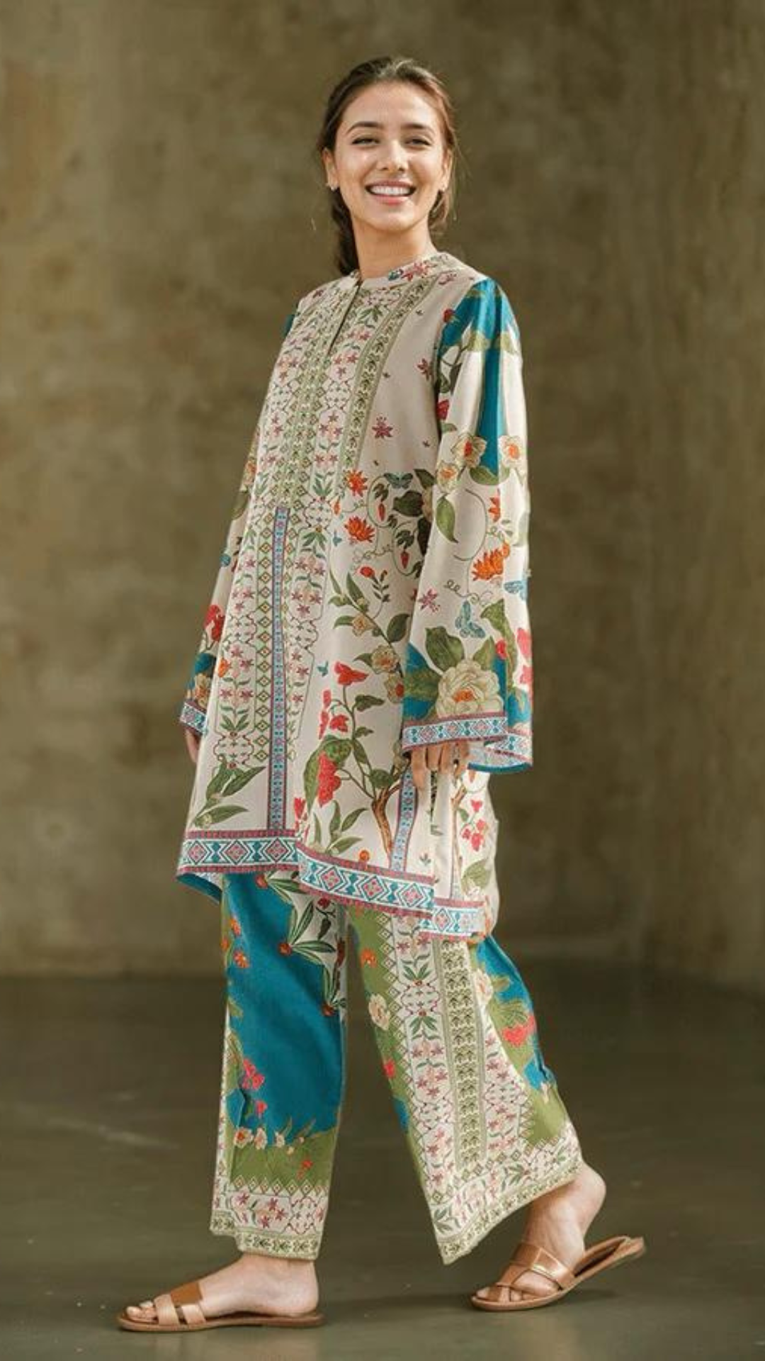 Floeraa Kurta & Pant Set