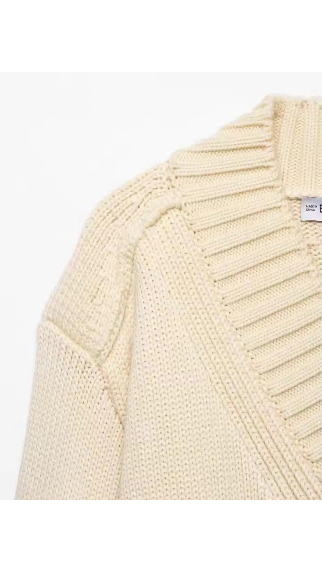 Taali sweater